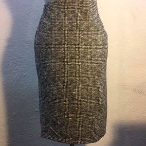Houndstooth/Plaid Stretch Pencil Skirt